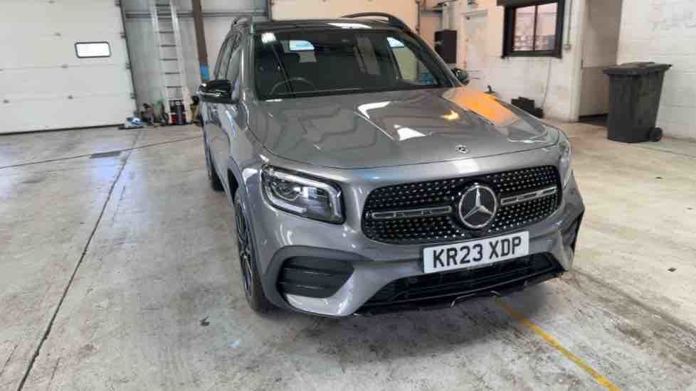 More views of Mercedes-Benz GLB