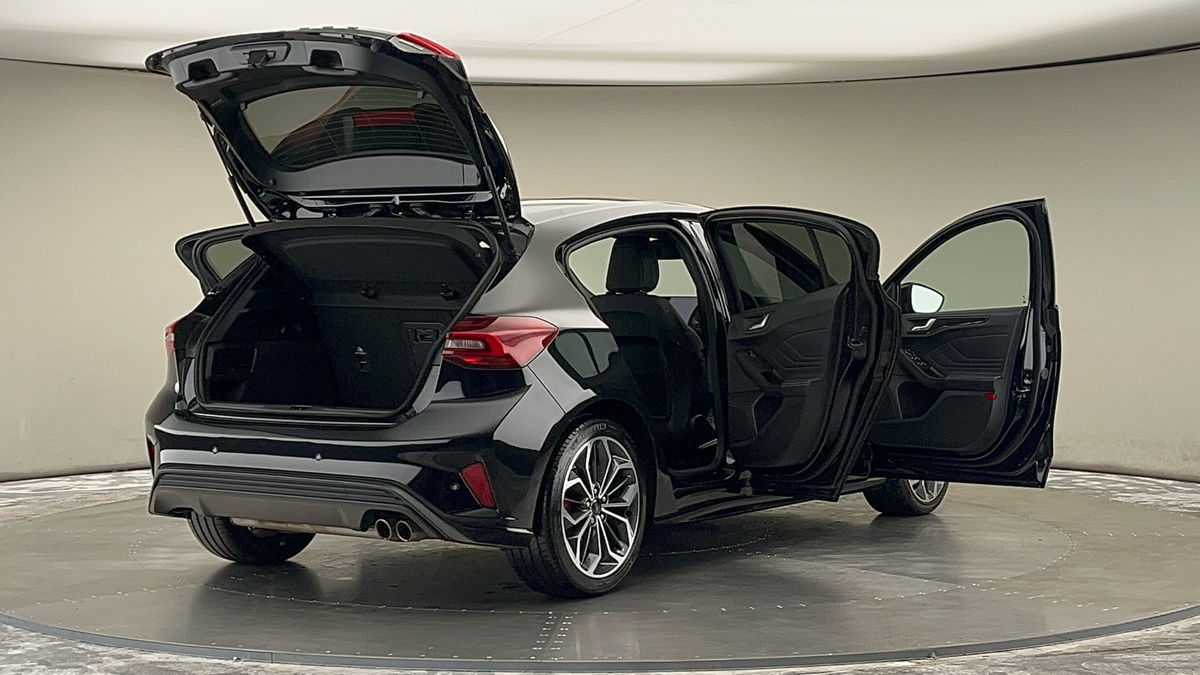 More views of Ford Focus