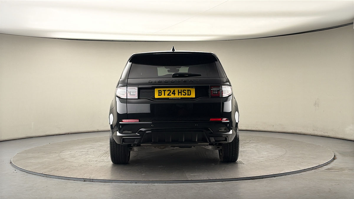 Land Rover Discovery Sport Image 4
