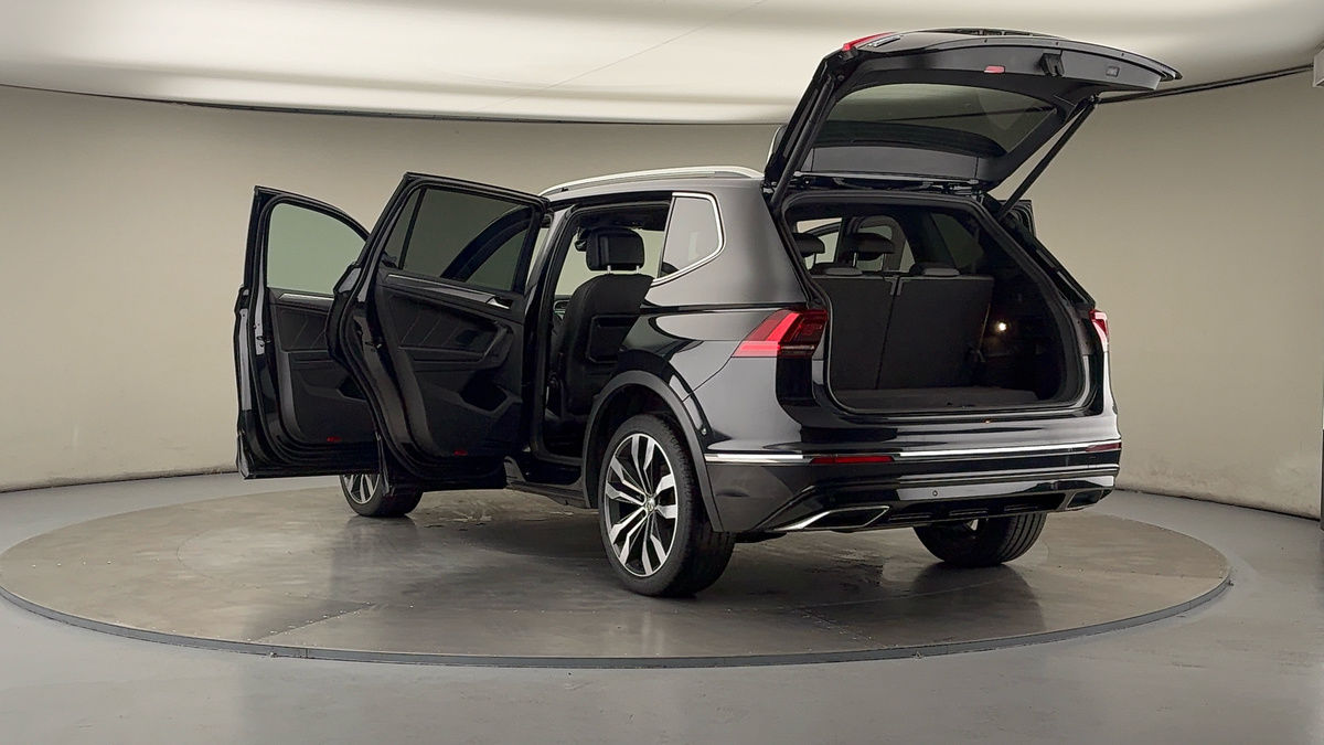 Volkswagen Tiguan Allspace Image 23