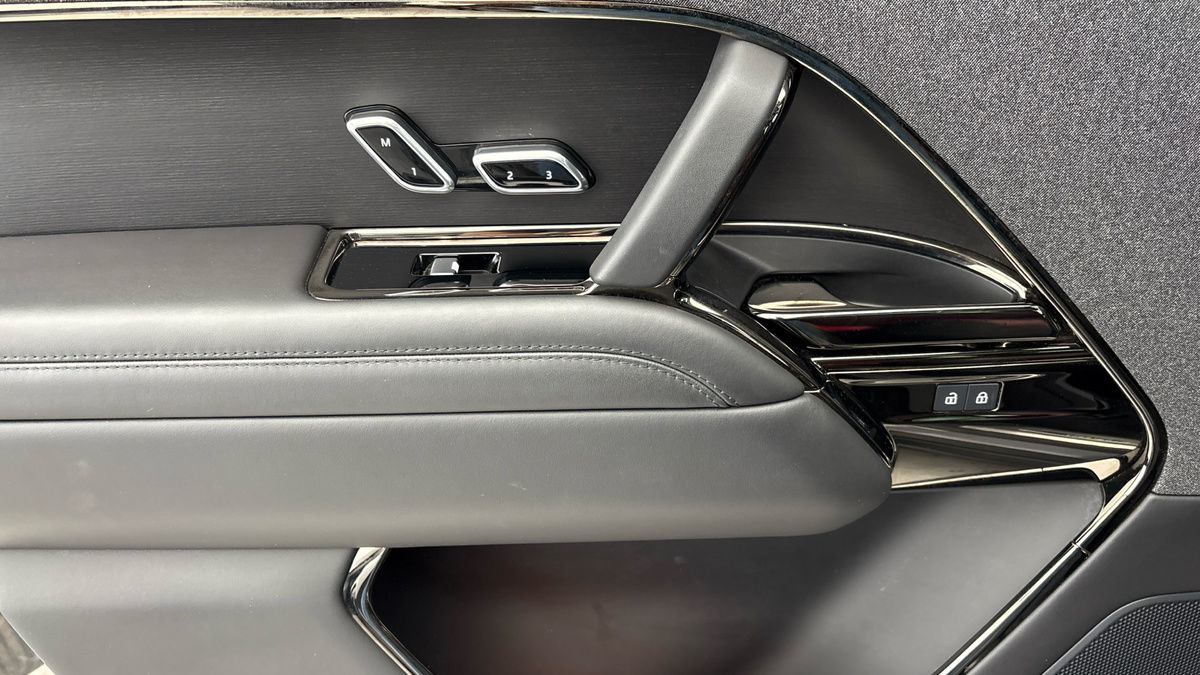 Land Rover Range Rover Sport Image 19