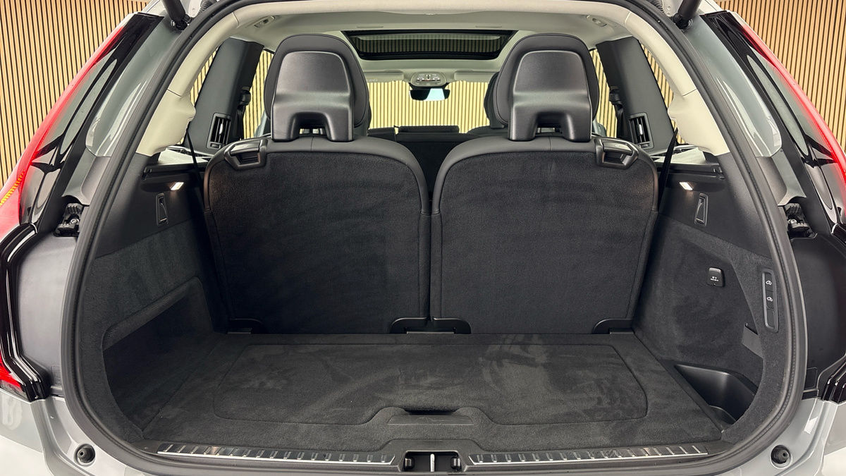 Volvo XC90 Image 11
