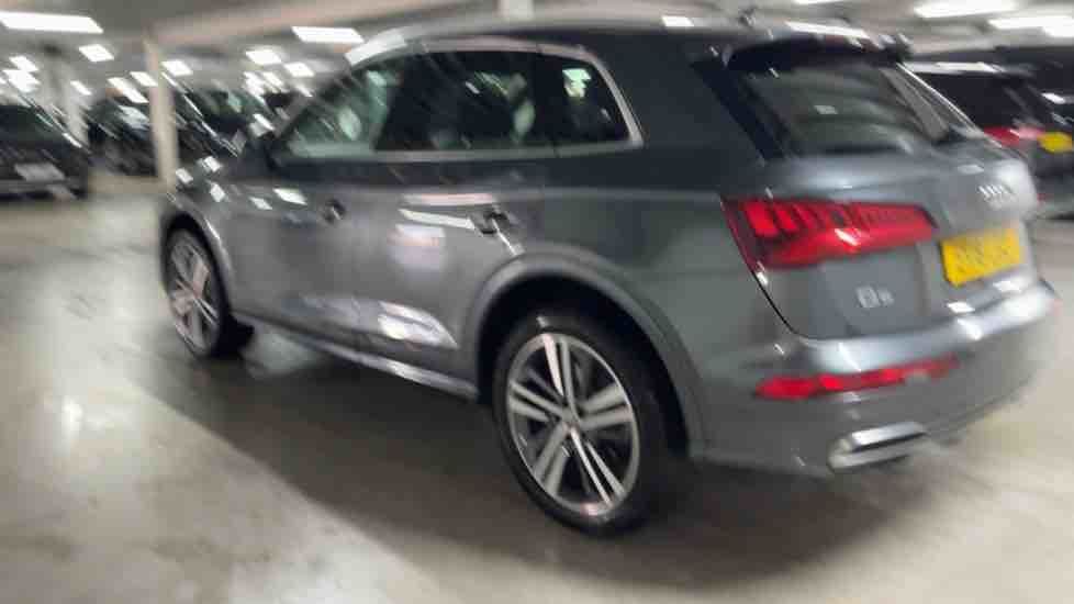 More views of Audi Q5