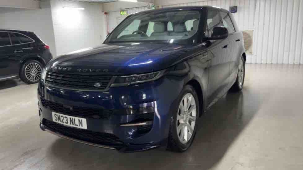 More views of Land Rover Range Rover Sport