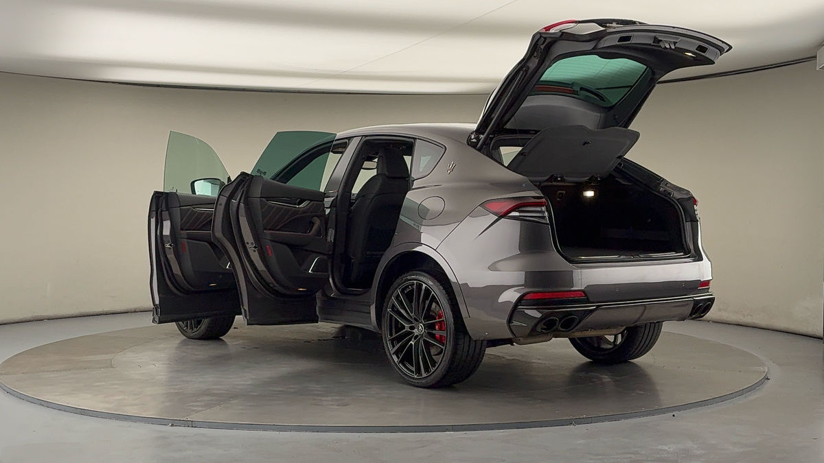 More views of Maserati Levante