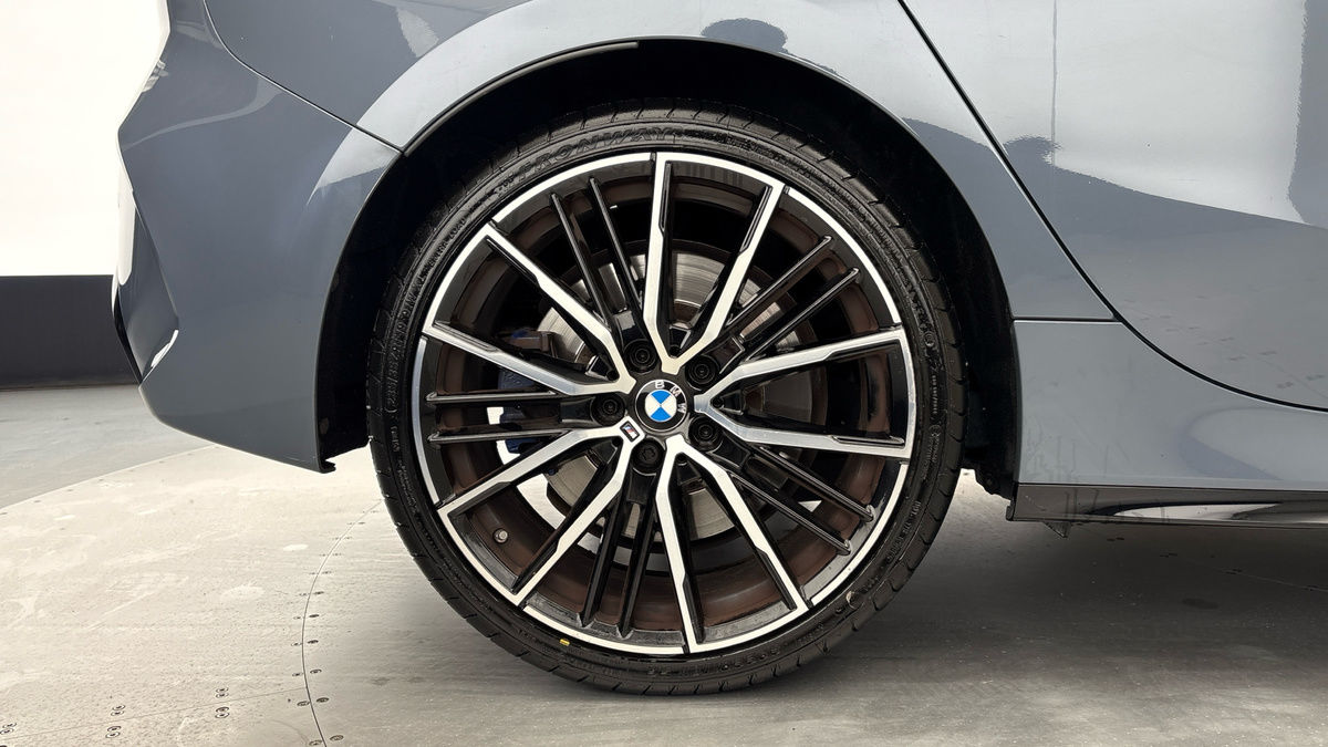 BMW 1 Series Image 10