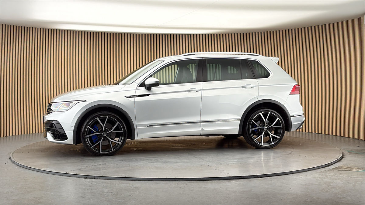 More views of Volkswagen Tiguan
