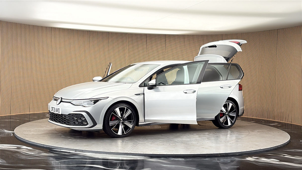 More views of Volkswagen Golf
