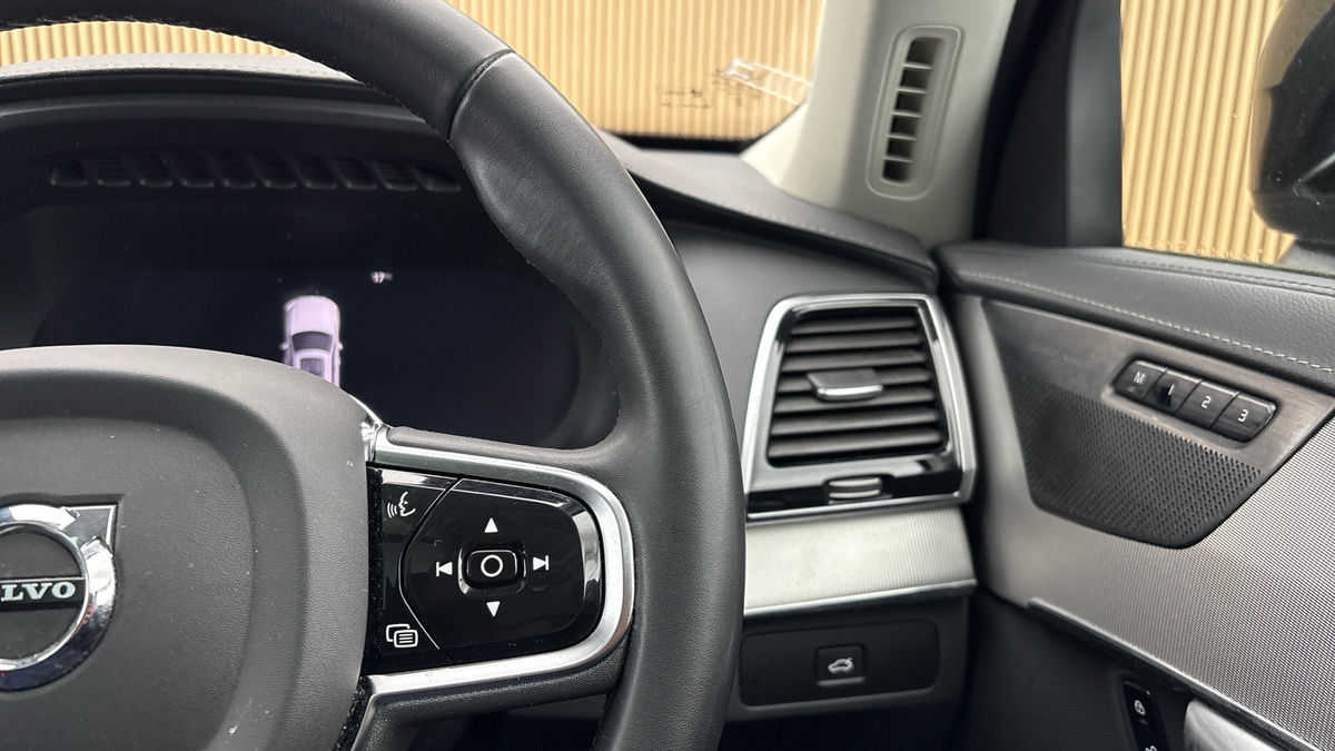 Volvo XC90 Image 14