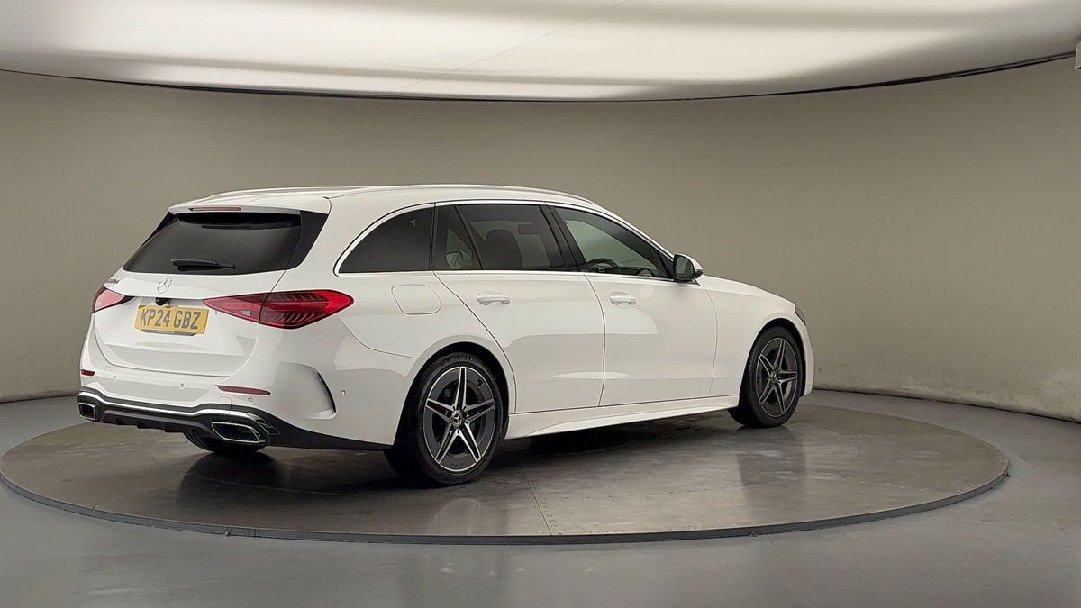 Mercedes-Benz C Class Image 21