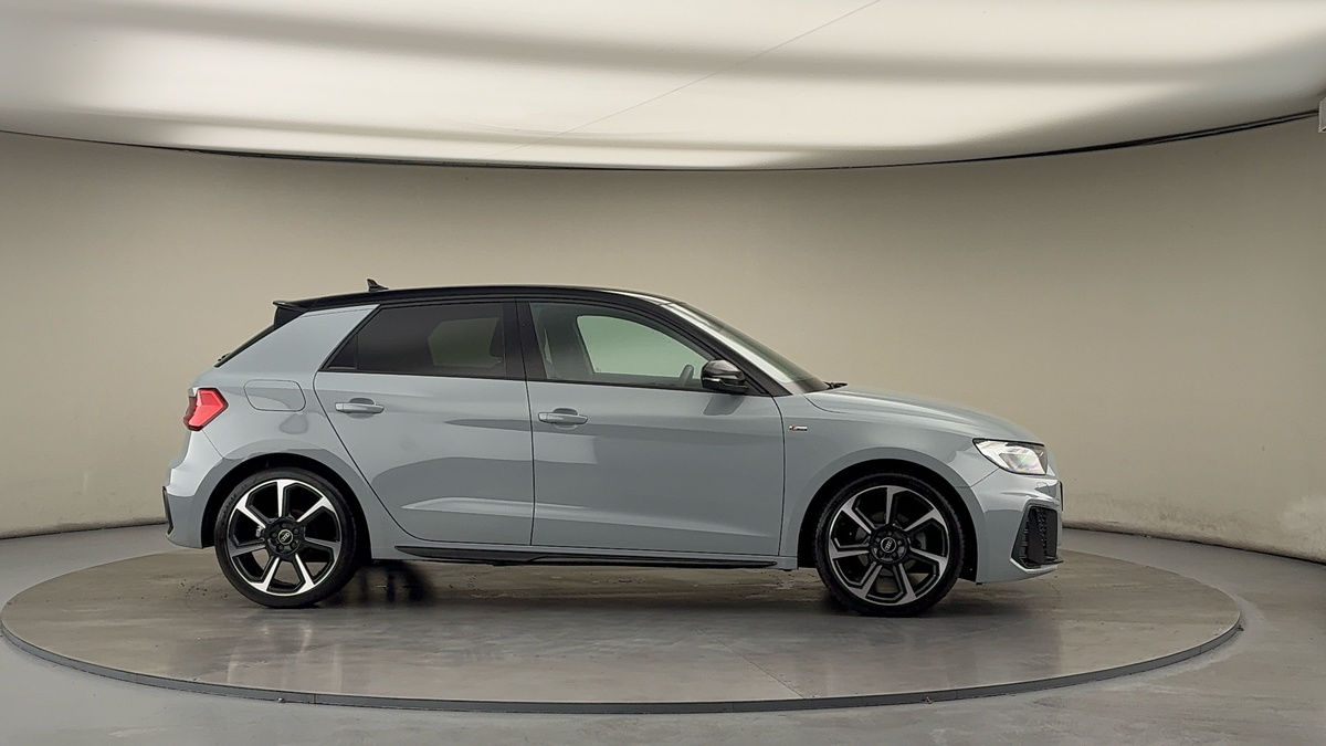 More views of Audi A1