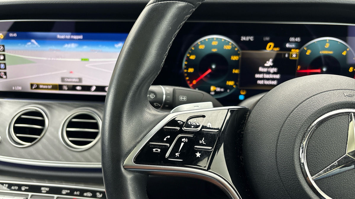 Mercedes-Benz E Class Image 13