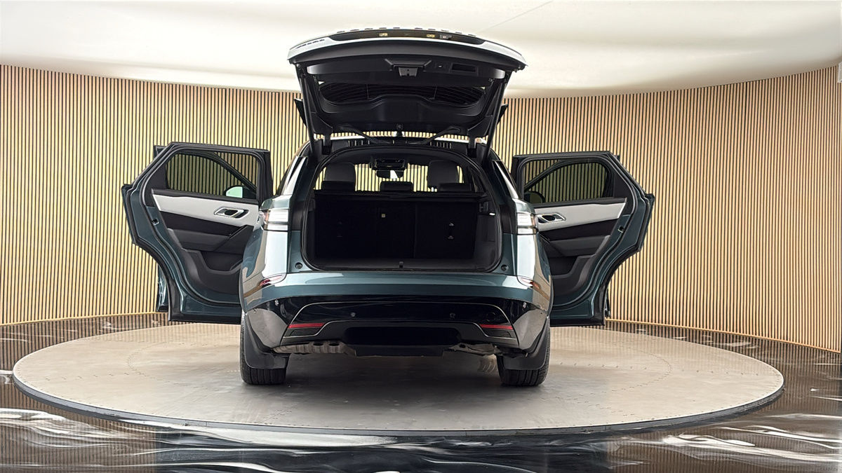 More views of Land Rover Range Rover Velar