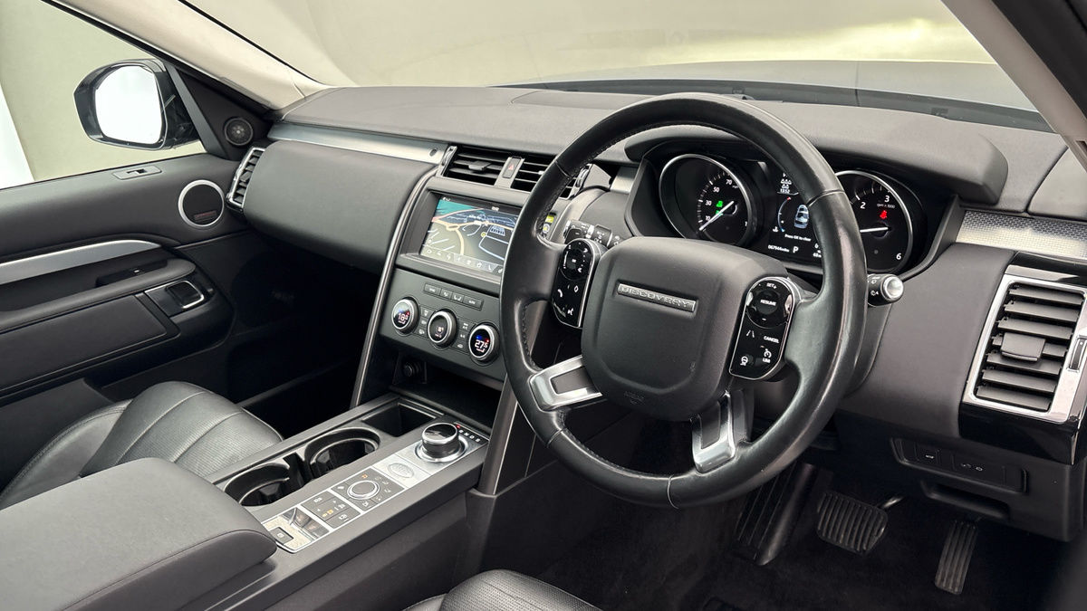 Land Rover Discovery Image 5