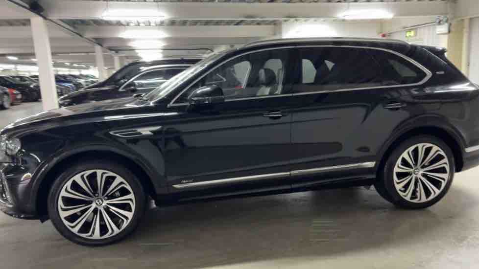 More views of Bentley Bentayga