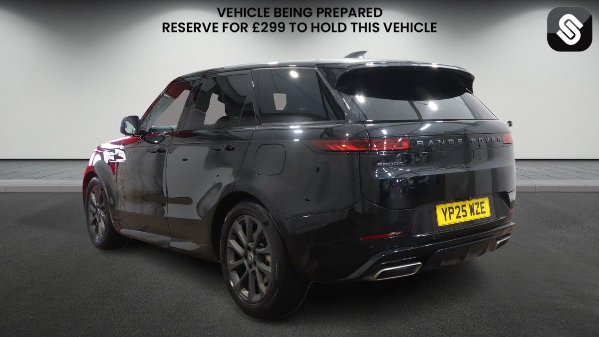 Land Rover Range Rover Sport Image 3