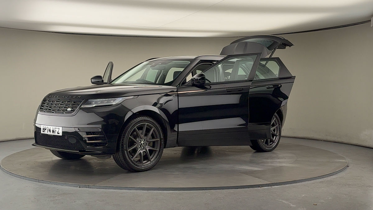 Land Rover Range Rover Velar Image 22