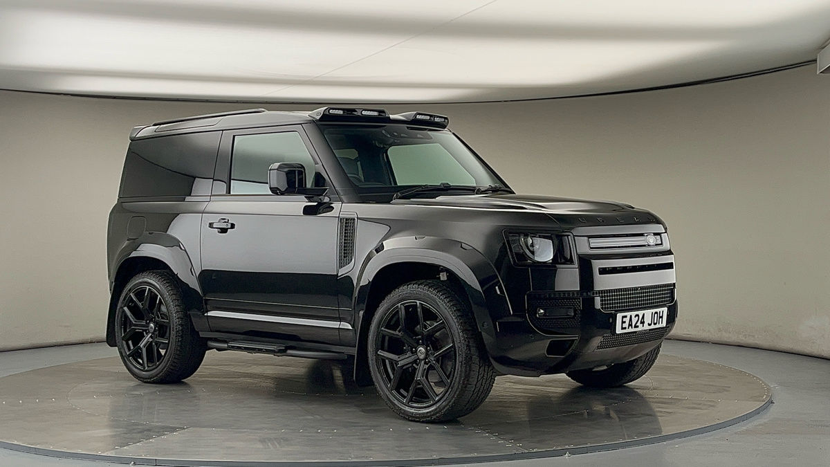 More views of Land Rover Defender 90