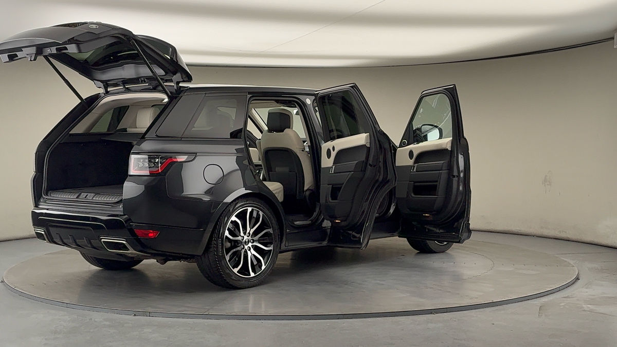 More views of Land Rover Range Rover Sport