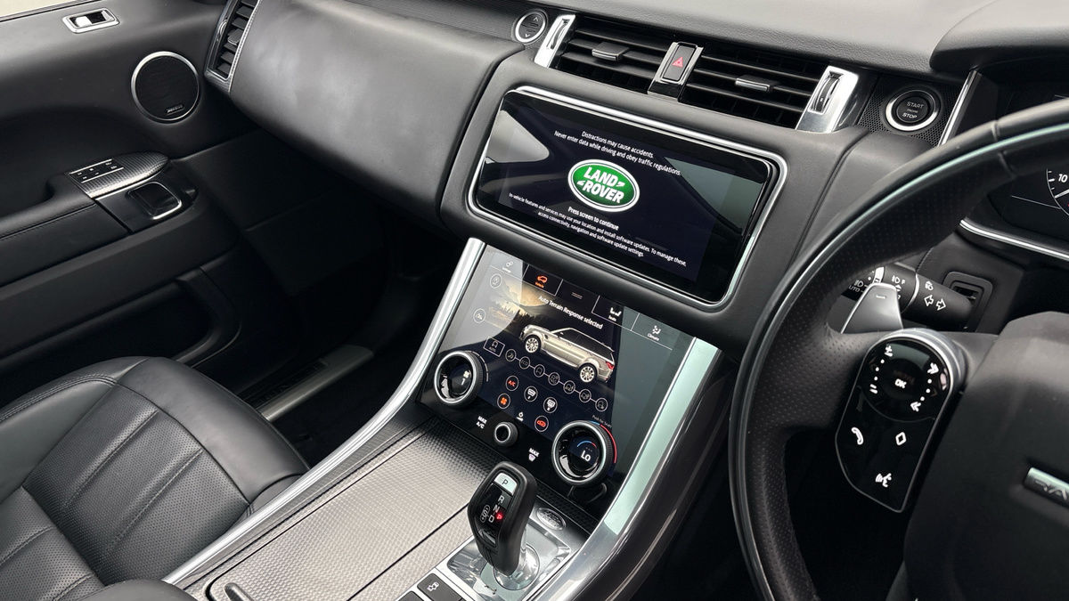Land Rover Range Rover Sport Image 18