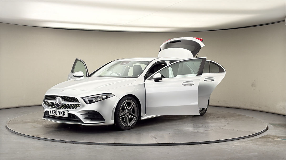 Mercedes-Benz A Class Image 22