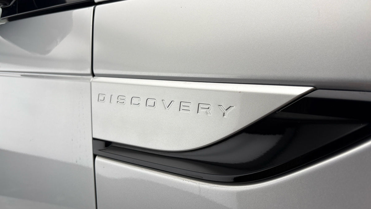 Land Rover Discovery Image 25