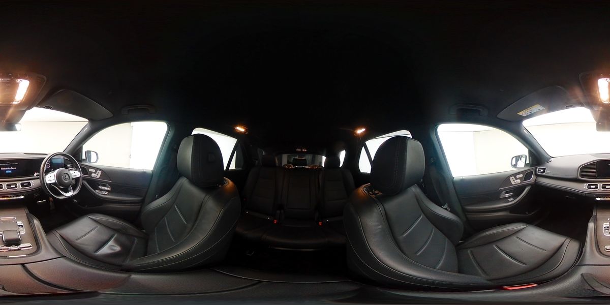 More views of Mercedes-Benz GLE