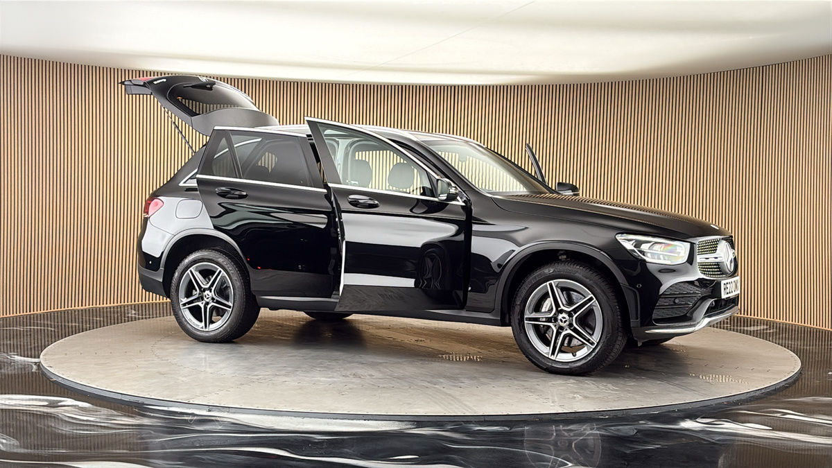 More views of Mercedes-Benz GLC