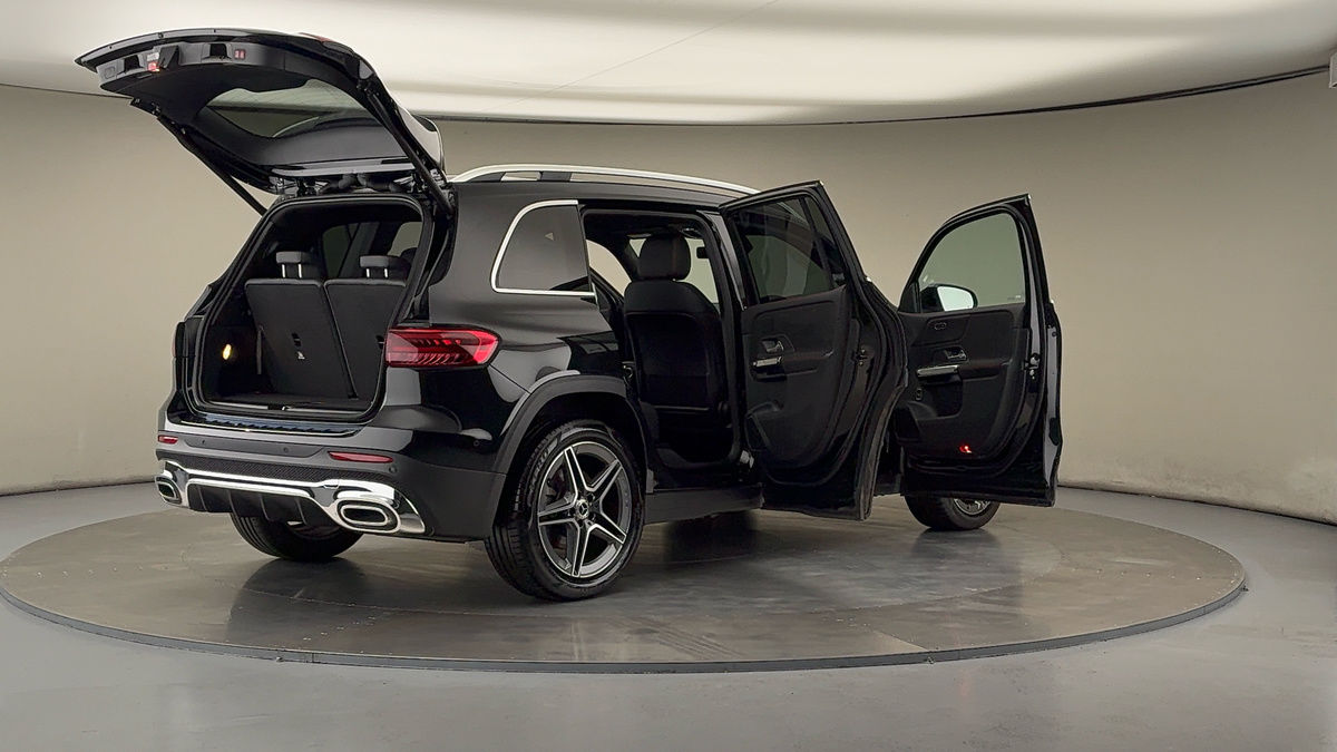 More views of Mercedes-Benz GLB
