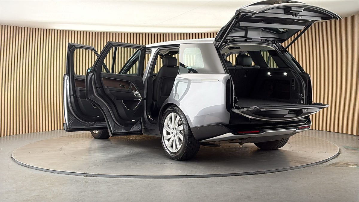 Land Rover Range Rover Image 23
