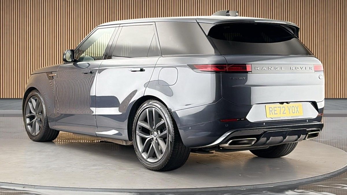 Land Rover Range Rover Sport Image 2