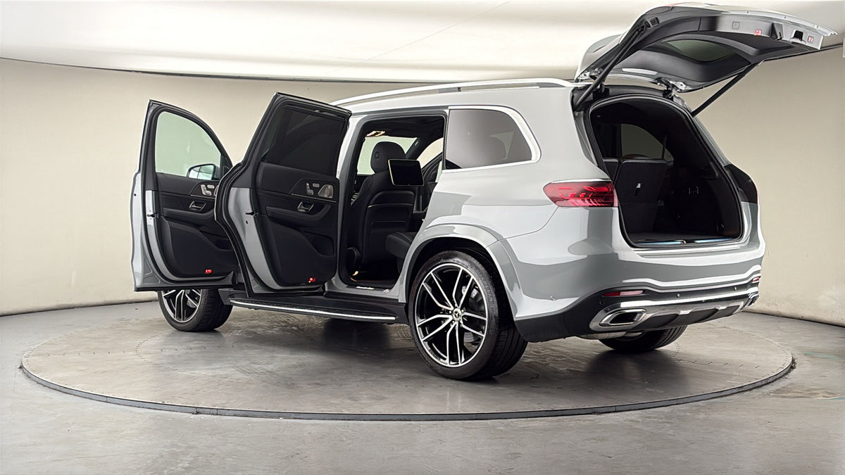 More views of Mercedes-Benz GLS