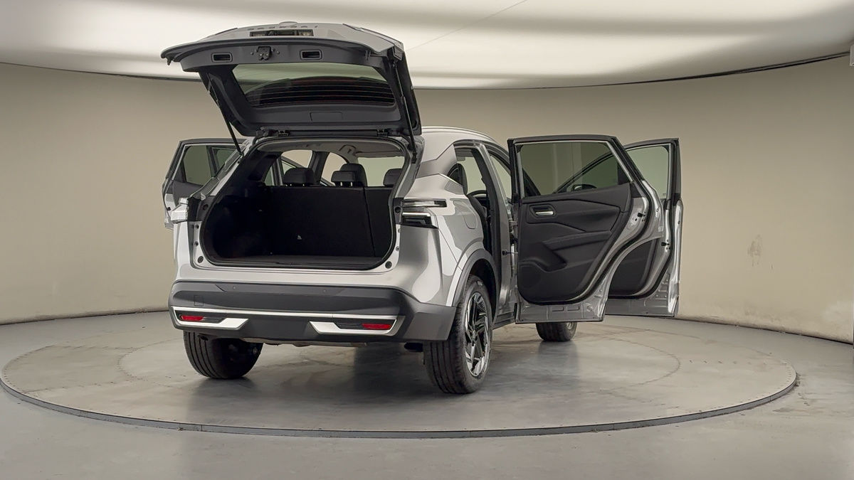 More views of Nissan Qashqai