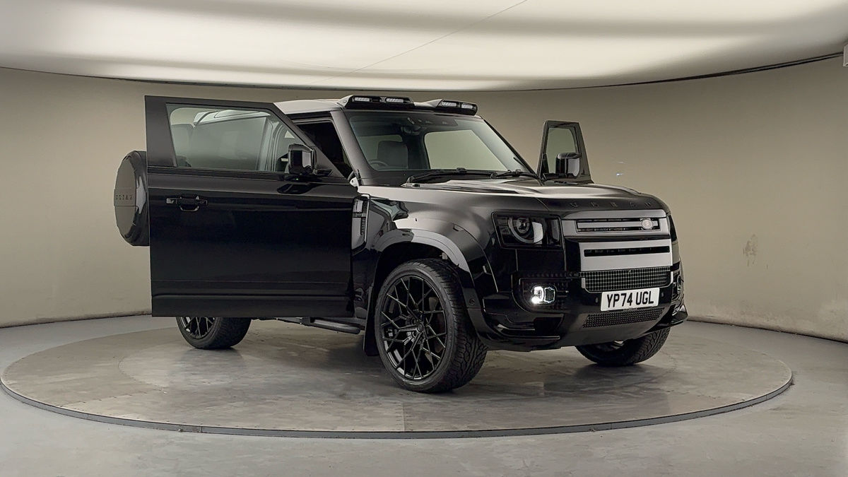 More views of Land Rover Defender 90