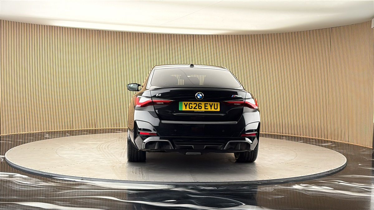 More views of BMW i4