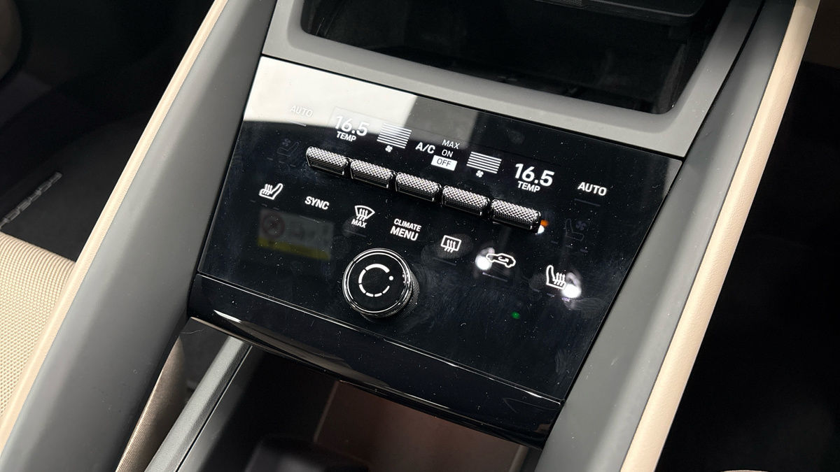 Porsche Macan Image 26