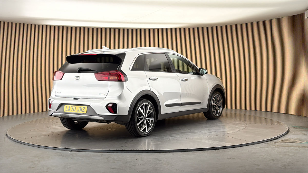 More views of Kia Niro