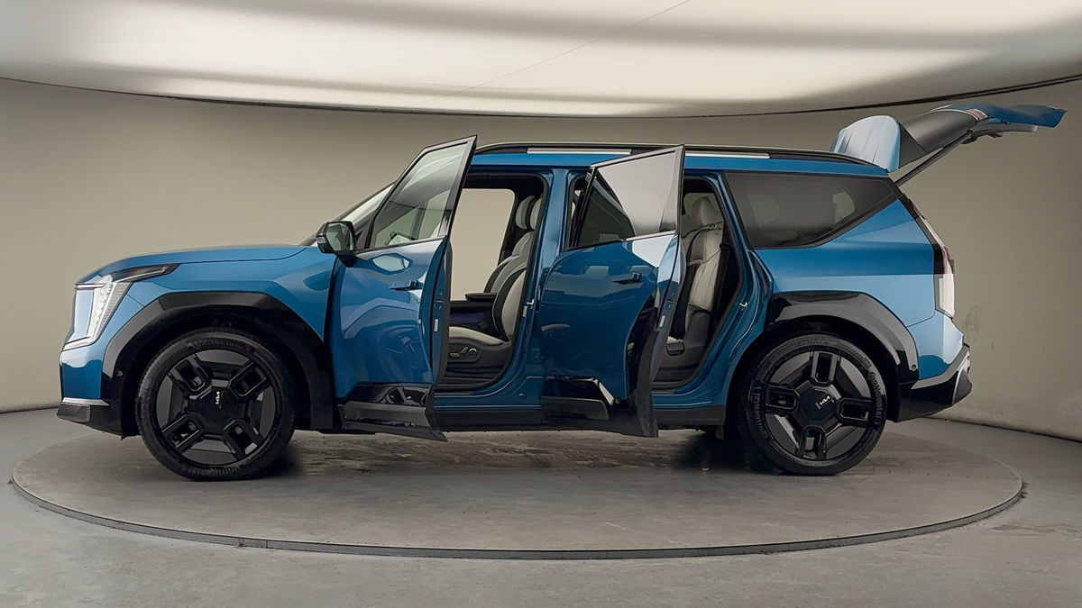 More views of Kia EV9