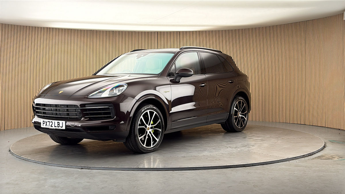 More views of Porsche Cayenne