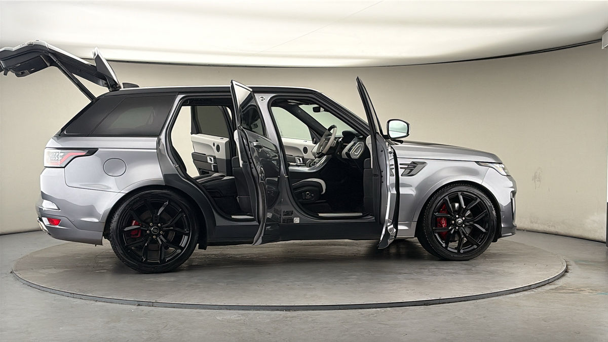 More views of Land Rover Range Rover Sport