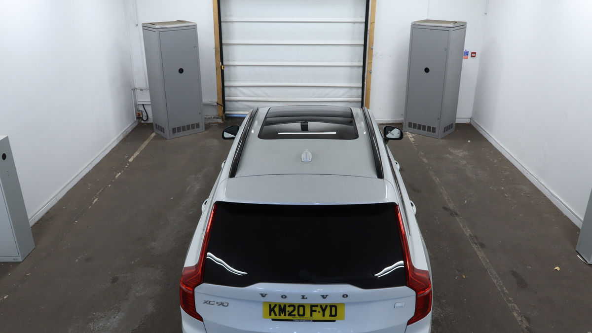 Volvo XC90 Image 8