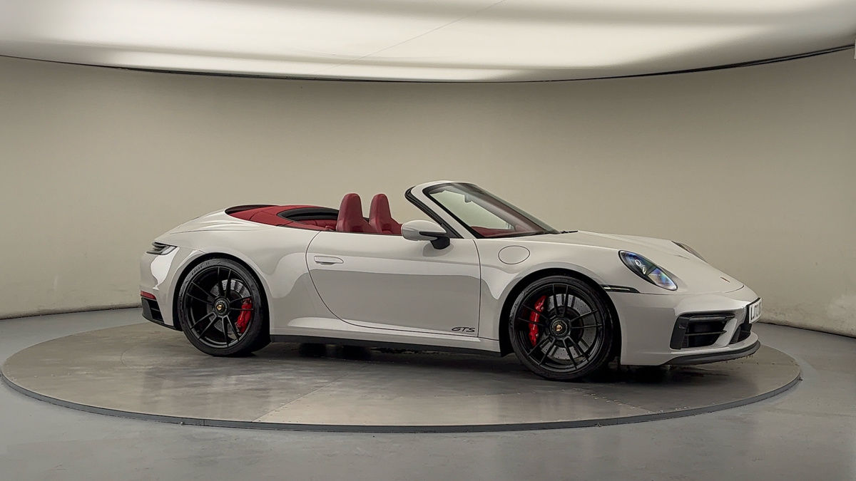 More views of Porsche 911