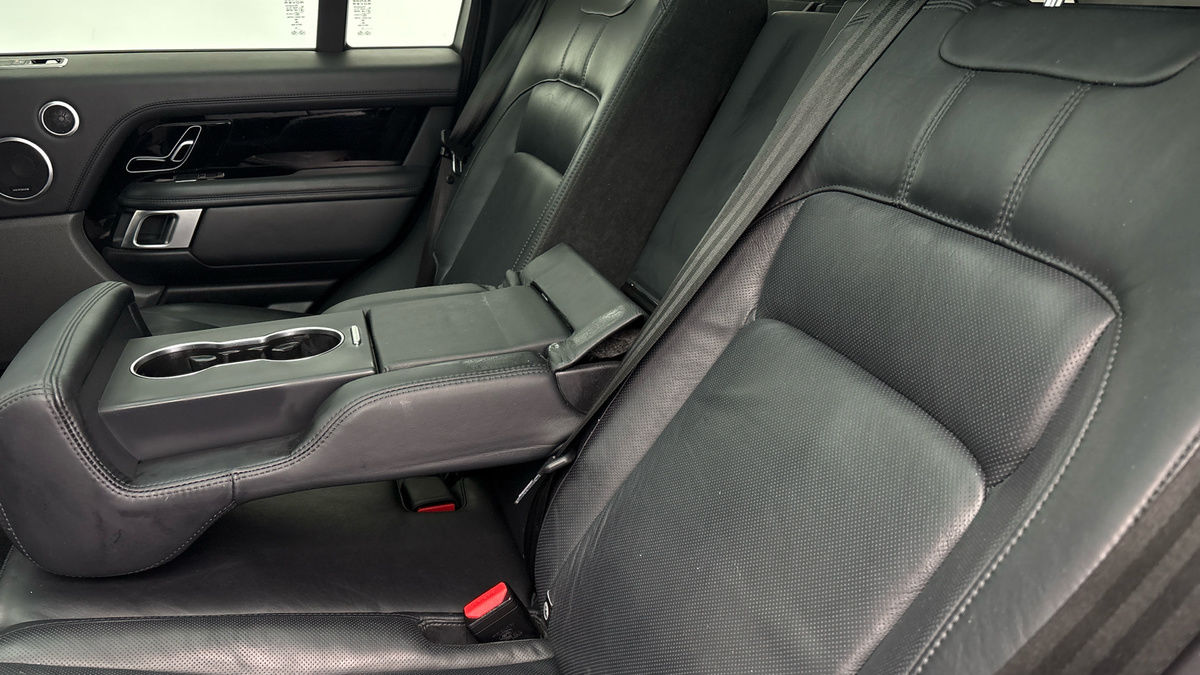Land Rover Range Rover Image 9