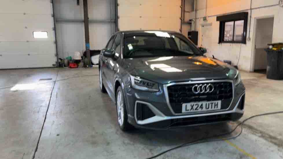 More views of Audi Q2
