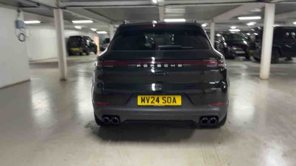 More views of Porsche Cayenne