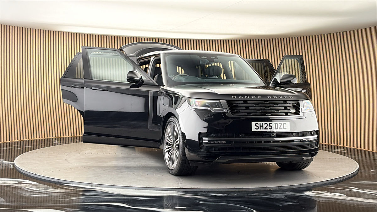 More views of Land Rover Range Rover