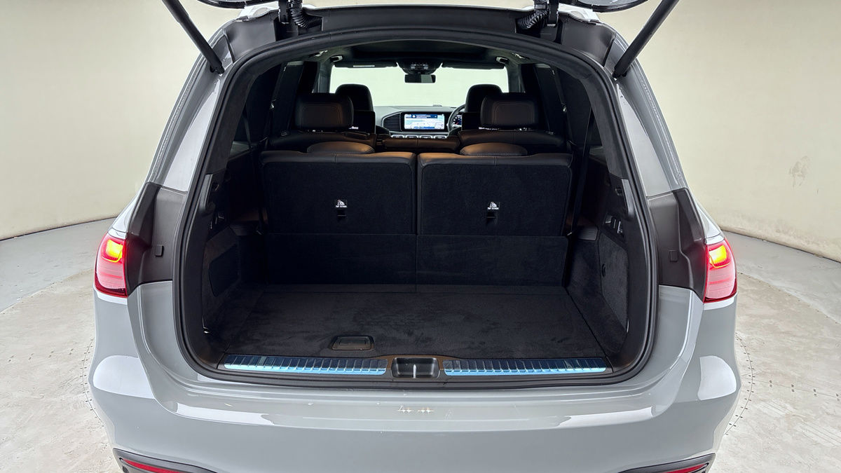 Mercedes-Benz GLS Image 11