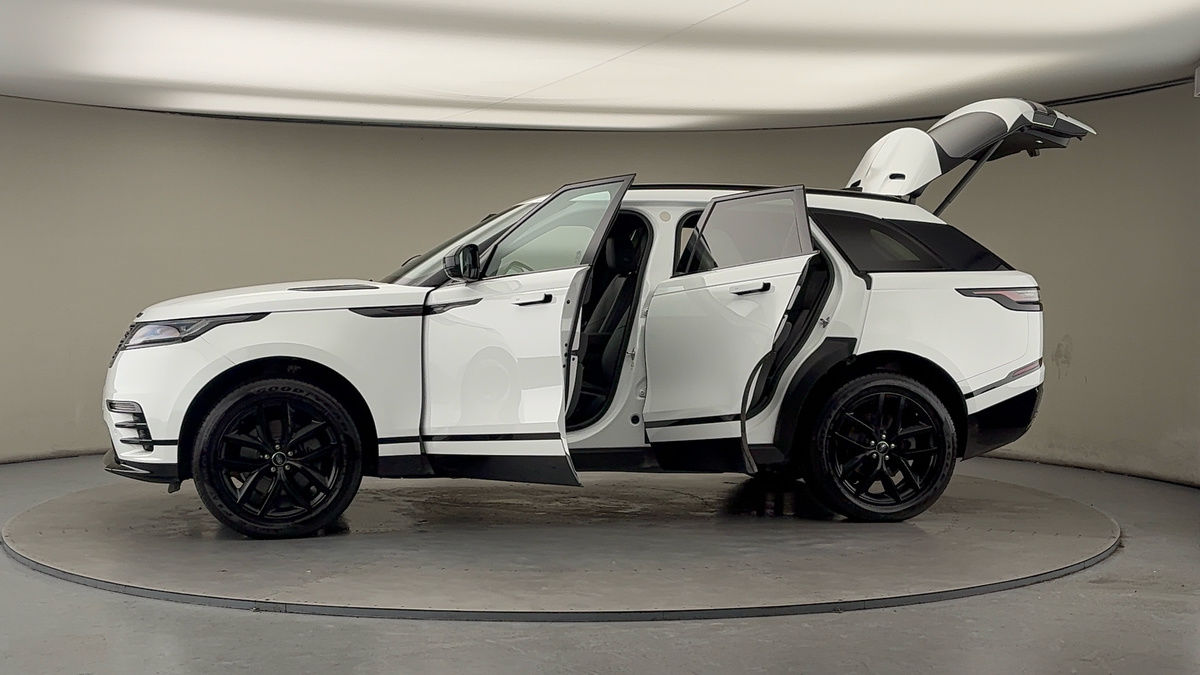 More views of Land Rover Range Rover Velar