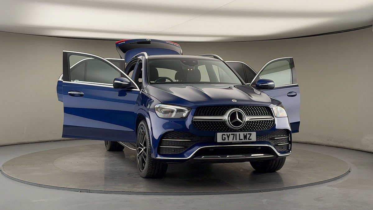 More views of Mercedes-Benz GLE