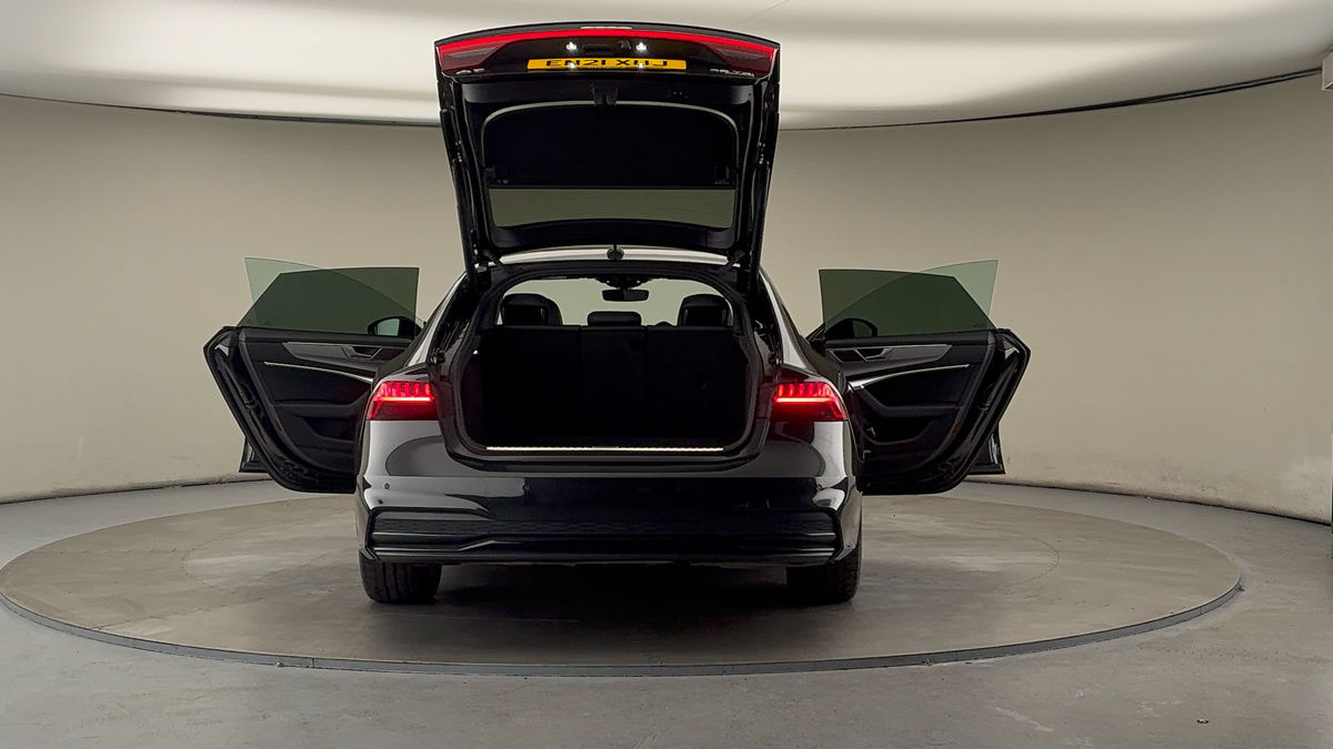 More views of Audi A7